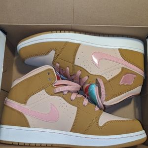 Air Jordan 1 MID WB GG (hare/retro lola bunny) size 6y